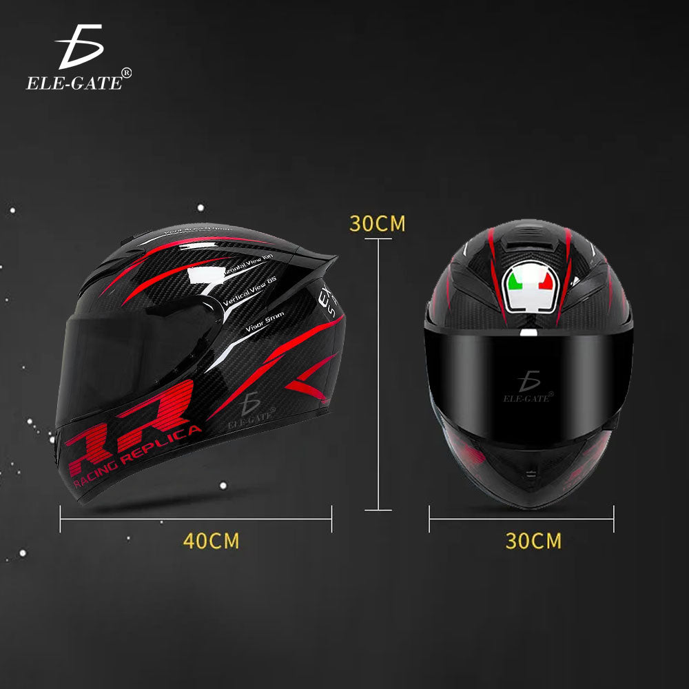 Casco para motociclista con visera retráctil