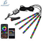 Tiras LED RGB iluminando el interior de un auto